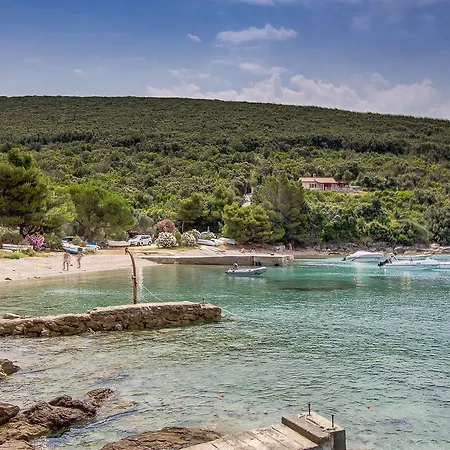 House Nevenka * Štivan